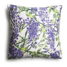 green cushions and throwd