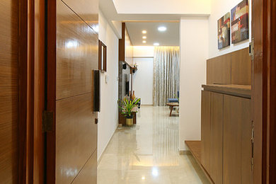 Photo of a contemporary entryway in Pune.