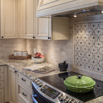 Traditional Downsview Kitchen