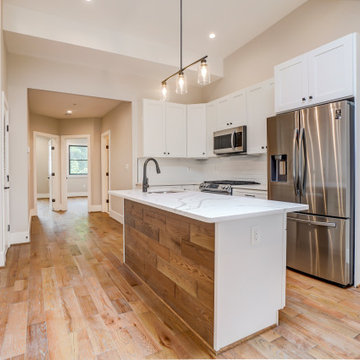 904 Quincy St NE #4