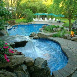 ニューヨークのおしゃれなプールの写真