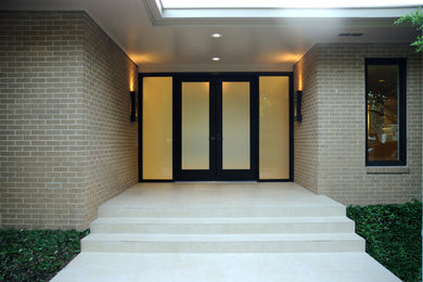 Inspiration for a contemporary entryway in Dallas.