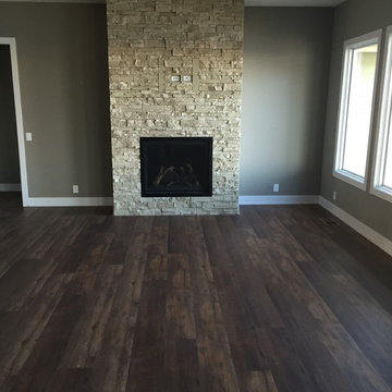 valley home installing of a new floor in a new home