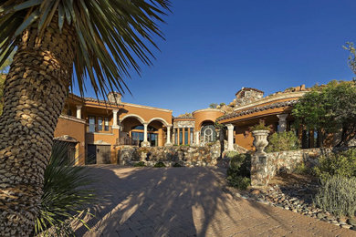 Southwest exterior home photo in Phoenix