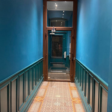Cage d'escalier & couloir élégant