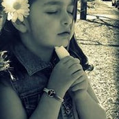 Laurieann Van Winkles foto