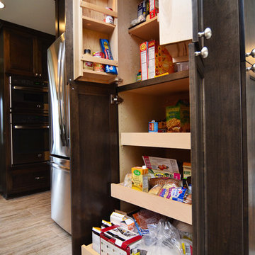 Brookfield Kitchen and Dining Room