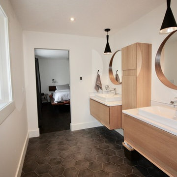 Lake Bonavista whole home renovation