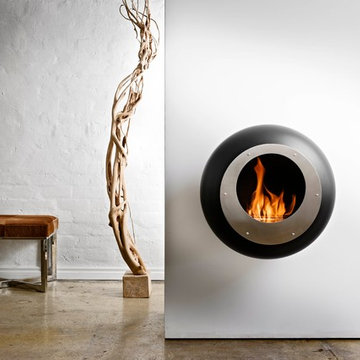 Vellum Black Wall Mounted Ethanol Fireplace