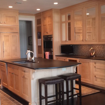 Transitional Kitchen with Mirrored Doors