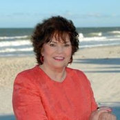 Lois Shaw's photo