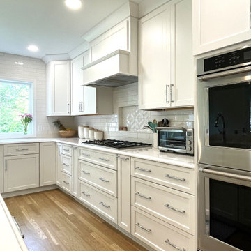 Starmark Kitchen, Laundry, Office, and Living Room in Edinburgh White