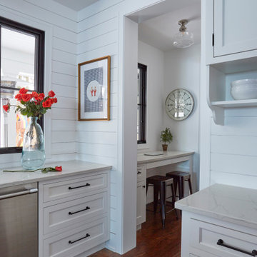 Libertyville Custom Farmhouse Kitchen