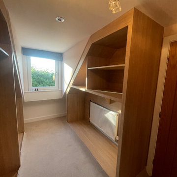 Christleton - Walk-In Wardrobe