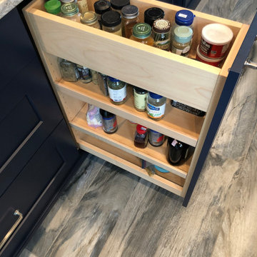 Clean Cobalt in a Crisp Kitchen Makeover