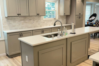 Kitchen photo in Cincinnati