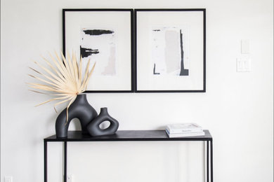 Example of a trendy entryway design in Ottawa