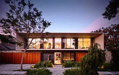 Houzz Tour: A Dream House Built to Stand the Test of Time