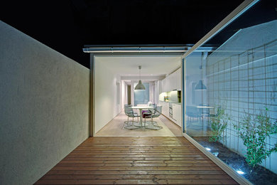 WHITE LOFT