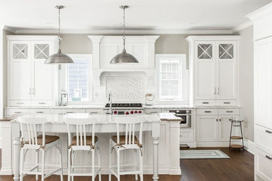 Kitchen - transitional kitchen idea in Other
