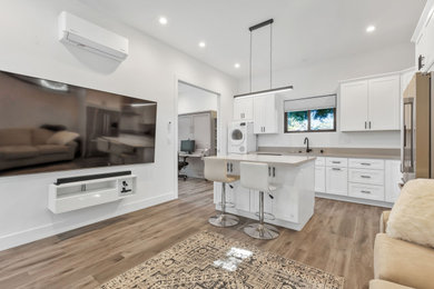 Kitchen - kitchen idea in San Francisco