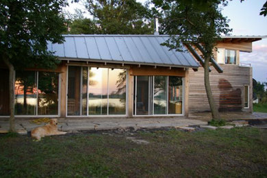 Rustic exterior home idea in Toronto