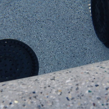 Wet Edge Pearl Matrix Dove Grey with Primera Stone Spa