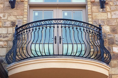 Inspiration for a timeless exterior home remodel in Nashville