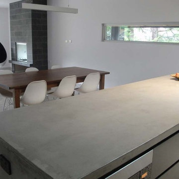 Custom Contemporary Kitchens