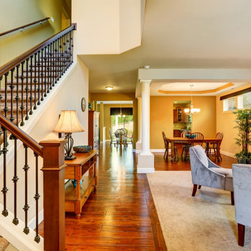 Standard Closed Stringer Staircase with Wood and Iron Stair Parts