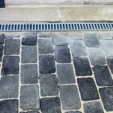 aménagement d'une terrasse avec jardinière