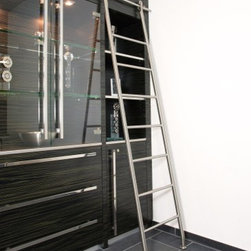 SL.6002.KL Library Ladder profile view - Home Decor