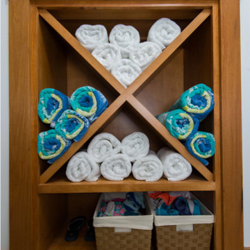 Towel Storage Unit