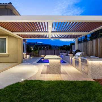 Pool Design with Unique Pergola