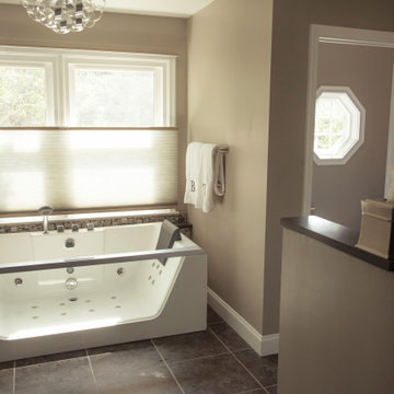 A Private Commode Room