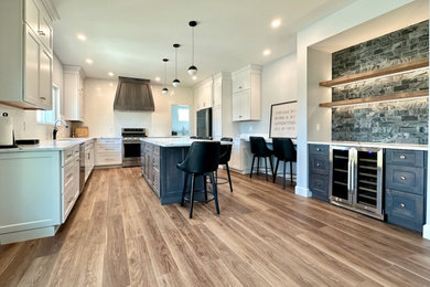 Example of a minimalist kitchen design