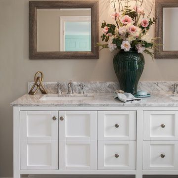 Traditional Historic Farmhouse Bathroom