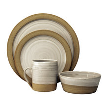 Dinnerware/Serving Pieces