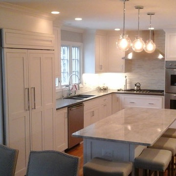 Transitional White Kitchen