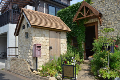 東京都下にあるおしゃれな物置小屋・庭小屋の写真
