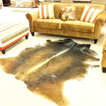 Luxury Premium Cowhide Rug / 5'7" x 6'3" / Handmade / Imported from Europe