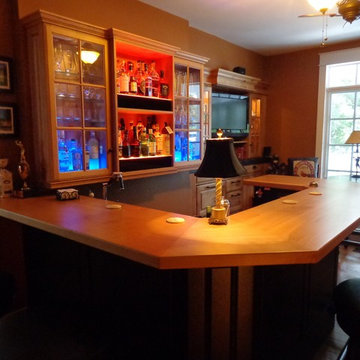 Raised panel bar