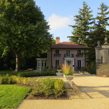 Formal Gardens with Native Plants