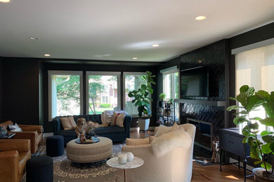 Inspiration for a mid-century modern living room remodel in Omaha