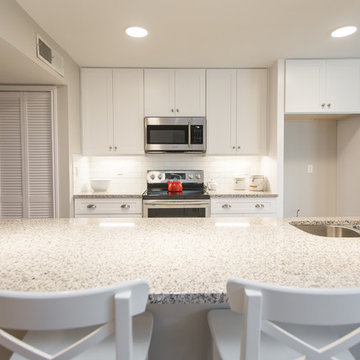 Kitchen | Contemporary Shaker Cabinets | Enlarged Countertops