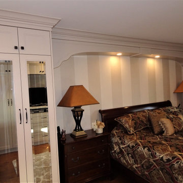 MASTER BEDROOM & EN SUITE