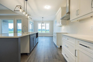Kitchen - kitchen idea in Other