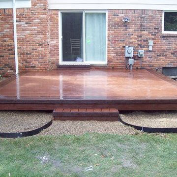 TREX TRANSCENDS FIRE PIT COLOR DECK WITH VL BORDER