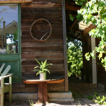 Contemporary Farmhouse