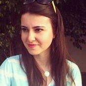 Büşra Uğurs foto